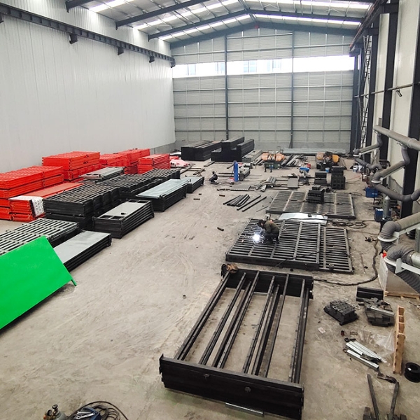 廠區(qū)車(chē)間